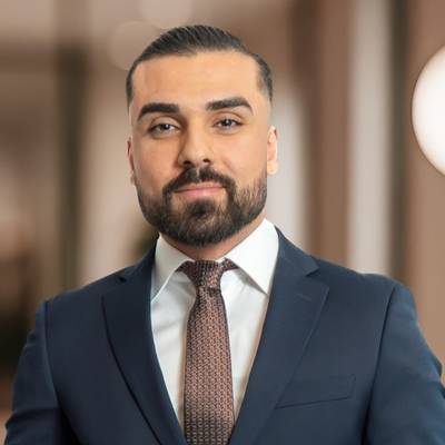 Mäklarbild på Erfan Irandost