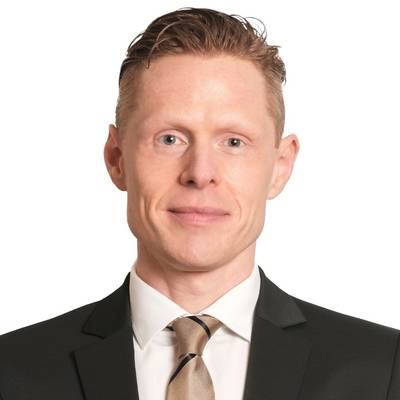 Mäklare Christian Harper