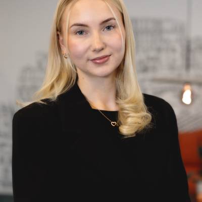 Mäklare Tove Bergström