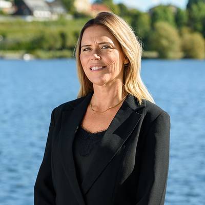 Lina-Maria Hall