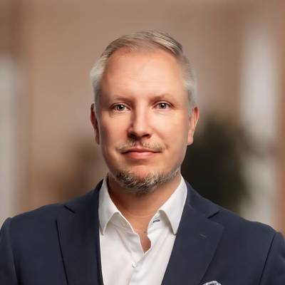 Mäklarbild på David Hedenström