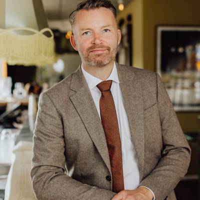 Mäklarbild på Erling Miles