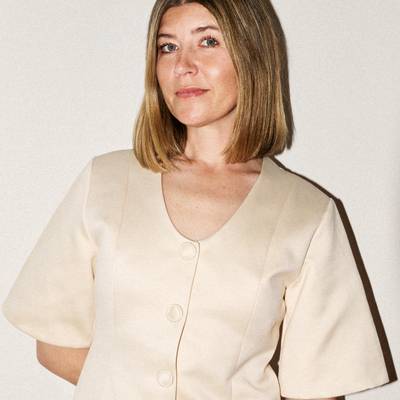 Mäklare Julia Hagnäs