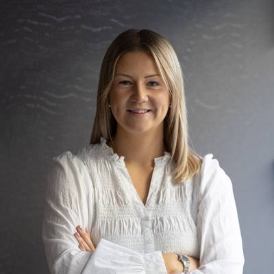 Ellen Mobelius