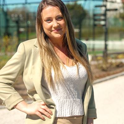 Mäklarbild på Johanna Sandbring