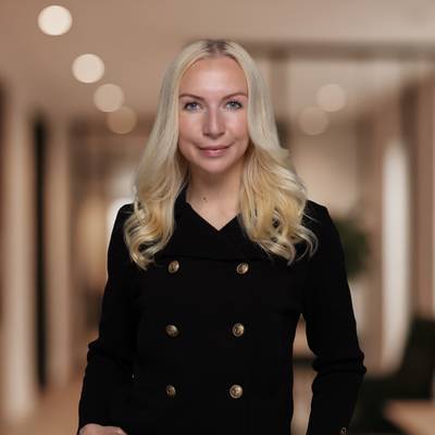 Mäklarbild på Amanda Emme