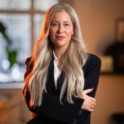 Mäklarbild på Emma Forss