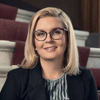Mäklare Marika Nousiainen, Hoome Mäkleri