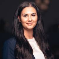 Mäklare Ani Maria Balian, Notar