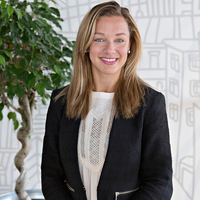 Mäklare Elisabeth Strandenborg, Fastighetsbyrån Enskede
