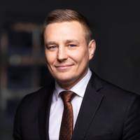 Mäklare Peter Jakaczynski, Notar