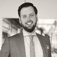 Mäklare Samuel Söderling, MOHV Haninge