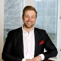 Mäklare Alexander Lindeberg, Fastighetsbyrån Tumba