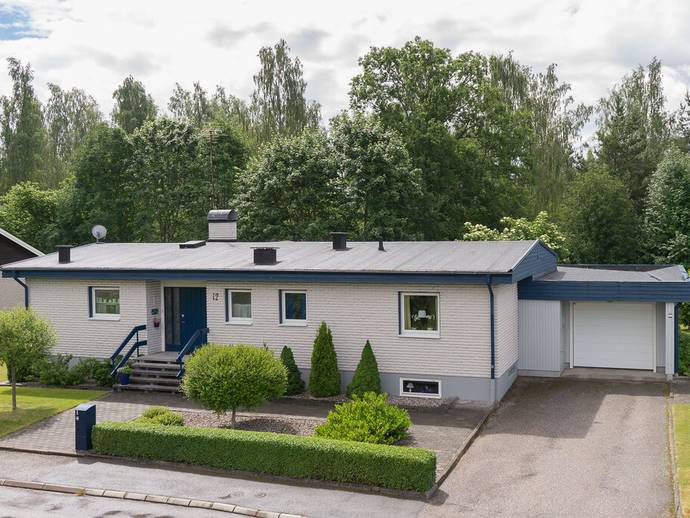 6 rok · 121 m² · Gyllenhorns Väg 12