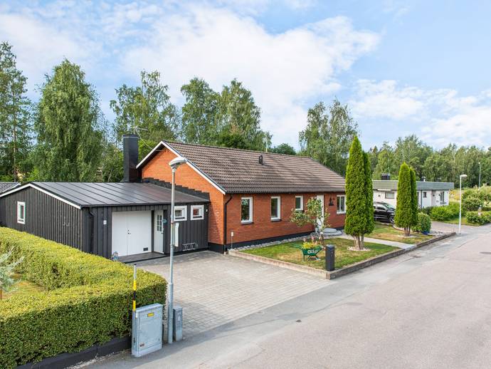 4 rok · 98 m² · Vårvägen 13