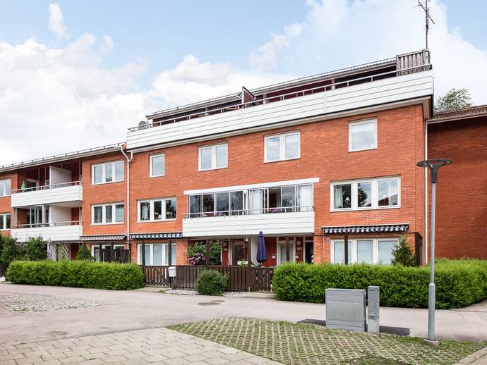 2 rok · 75,5 m² · Skiftesvägen 121
