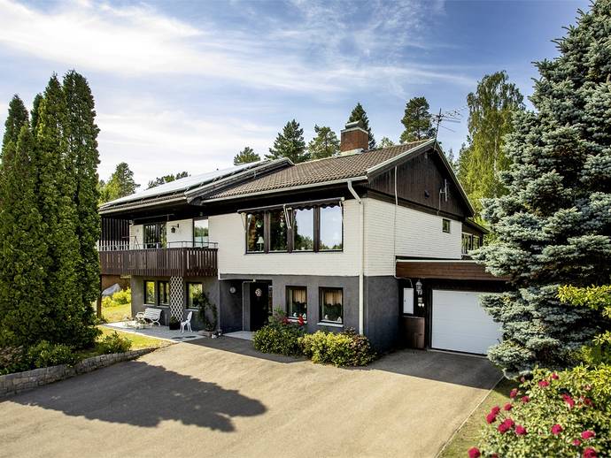 House, 160 m², land 860 m²