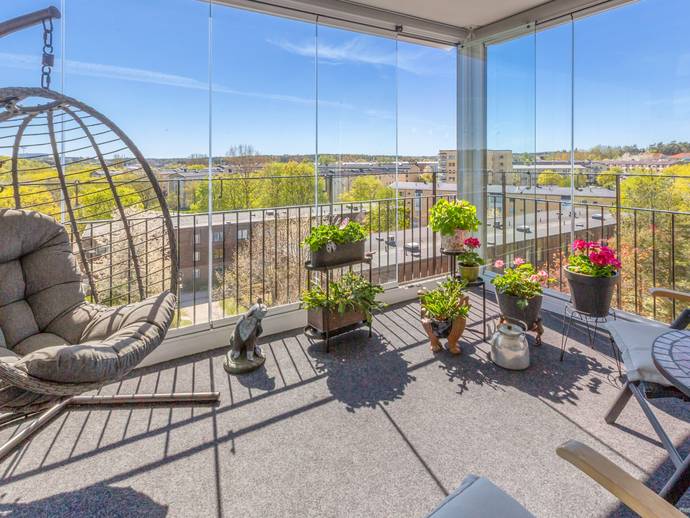 2 rok · 63 m² · Kvarnvägen 36, 6 tr.