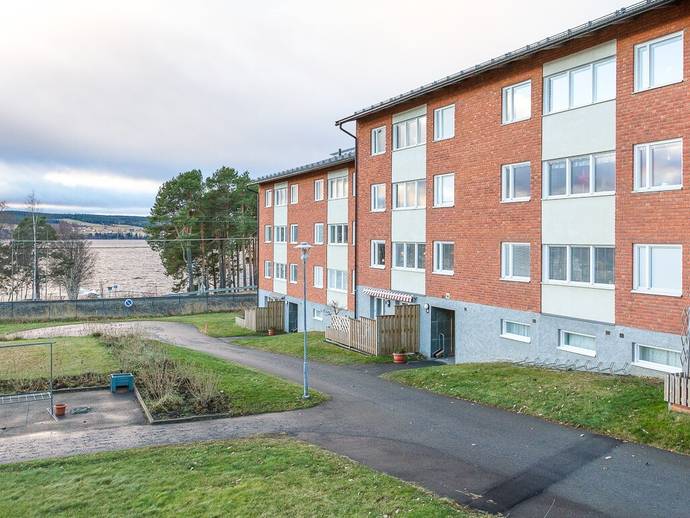 4 rok · 101 m² · Bangårdsgatan 52