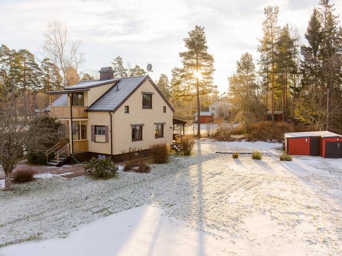 4 rok · 104 m² · Kapellvägen 24