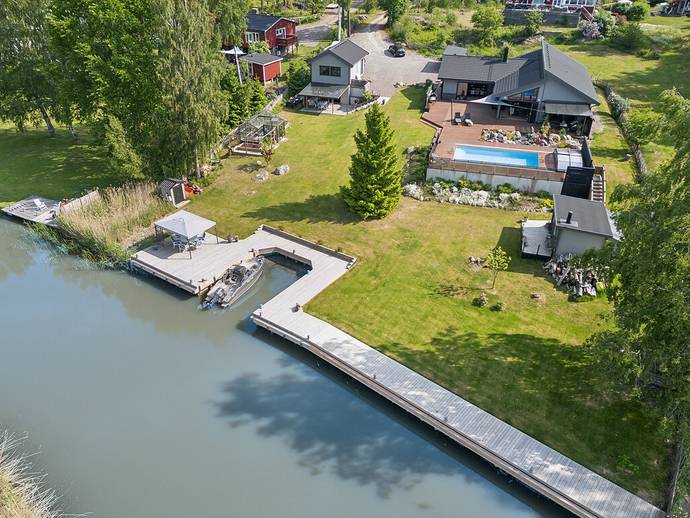 Edanövägen 32 i Trosa, Trosa kommun - villa till salu - Hemnet