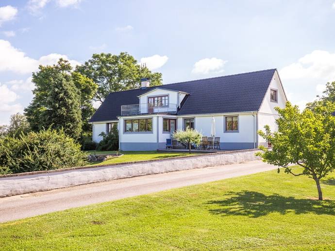 7 rok · 180 m² · Röinge 5281