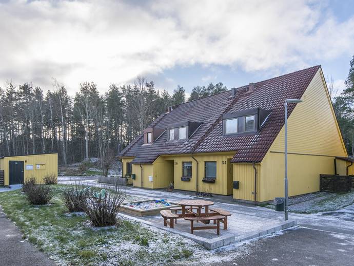 5 rok · 104 m² · Carl Bergstens Gata 116