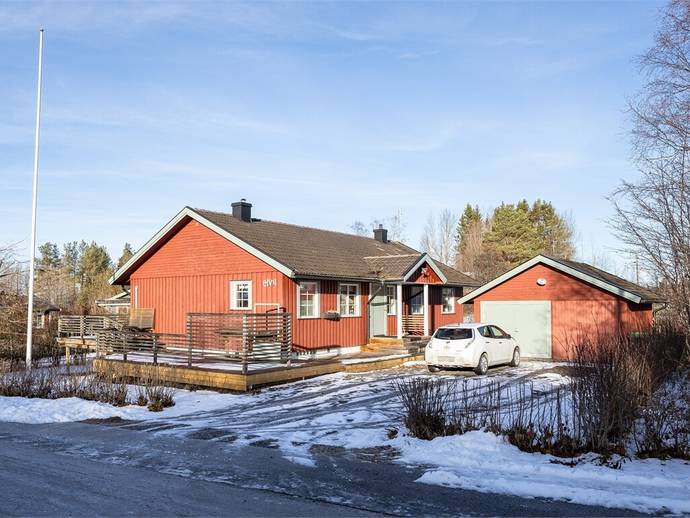 6 rok · 112 m² · Kari-Larsvägen 11