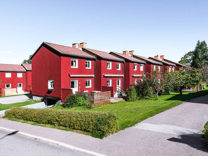 3 rok · 79 m² · Stiernhööksvägen 3B