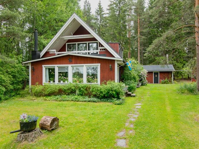6 rok · 171 m² · Hjärtkullvägen 4