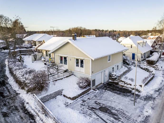 5 rok · 140 m² · Åsavägen 23