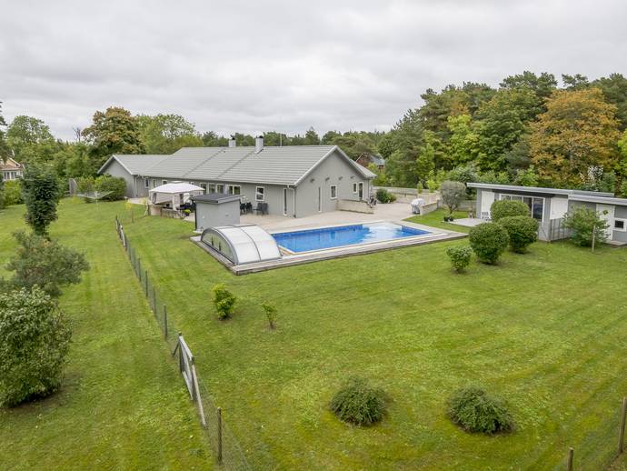 6 rok · 190 m² · Västerhejde Langs väg 36