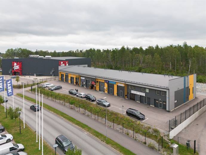 Hallsta HALLSTA GÅRDSGATA 20 i Eriksborg / Erikslund, Västerås kommun - övrigt ...