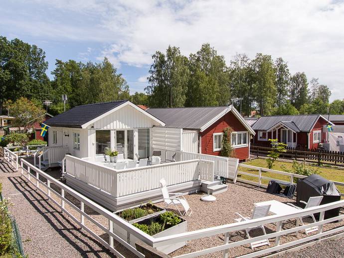 1 rok · 30 m² · Tingsbröten 6