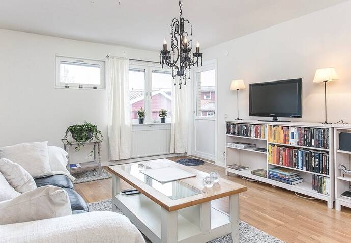 2 rok · 65 m² · Skolbacken 8C
