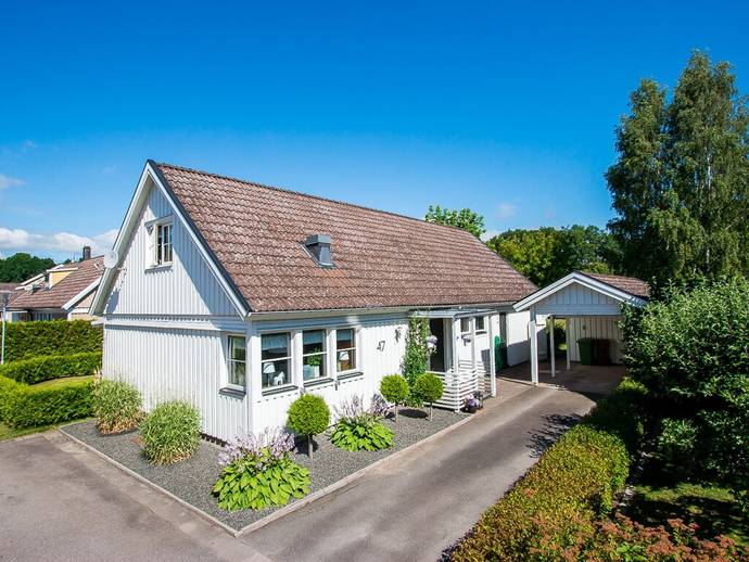 7 rok · 155 m² · Slingervägen 47