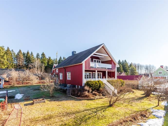 7 rok · 137 m² · Midgårdsringen 7
