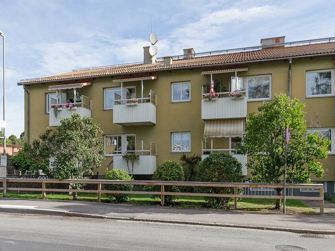 1 rok · 37,5 m² · Skänningegatan 27 A