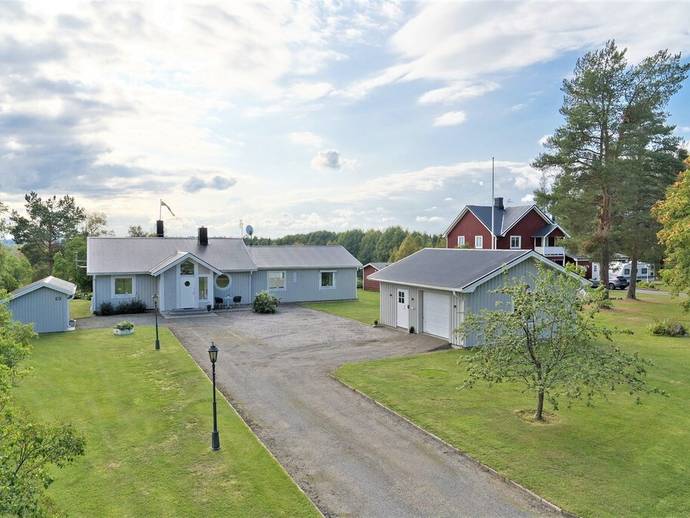 8 rok · 184 m² · Östanbäck 312
