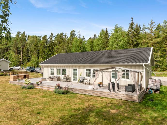 4 rok · 129 m² · Getingarnevägen 15