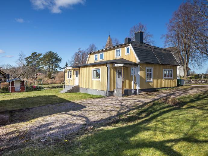 7 rok · 212 m² · Kyrkebo Mariedal 2