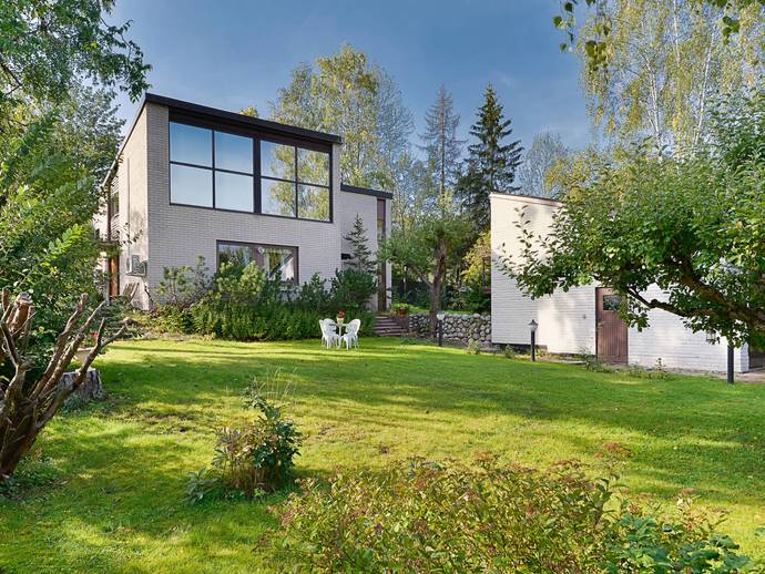 6 rok · 160 m² · Skogsvägen 37