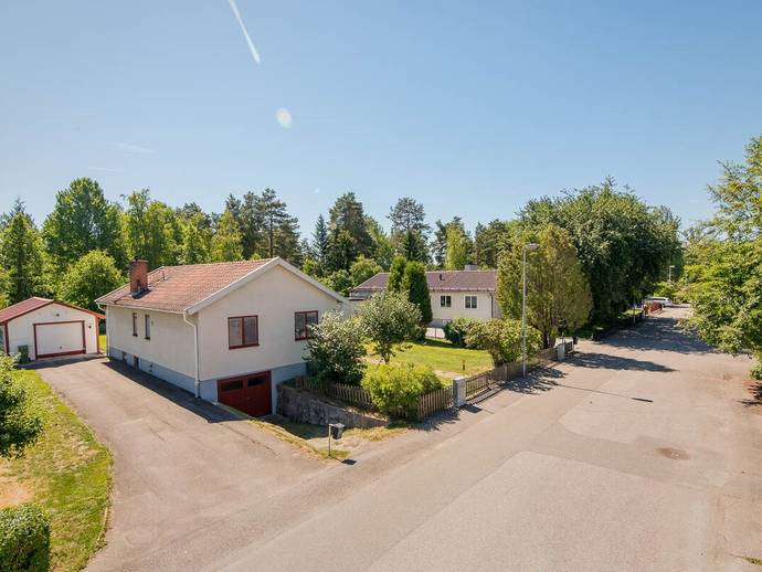 4 rok · 74 m² · Engatan 8
