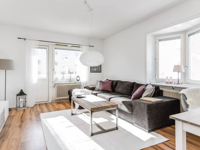 2 rok · 54 m² · Sveavägen 18