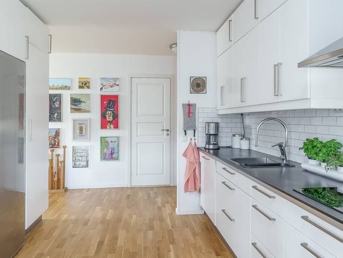 3 rok · 82 m² · Norrbackavägen 10