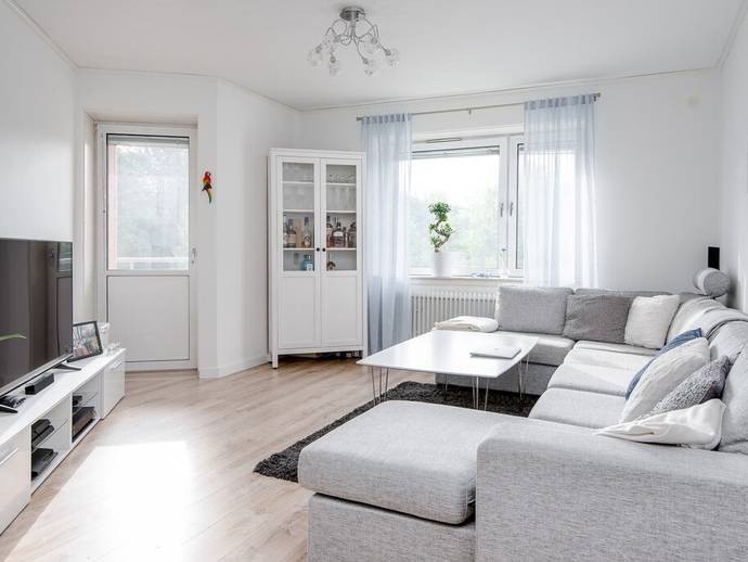 2 rok · 59 m² · Östra Drottningvägen 45