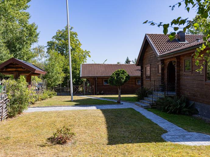 10 rok · 192 m² · Bergsvägen 3