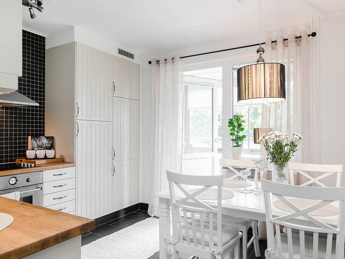 1 rok · 42,5 m² · Solhagsvägen 47D