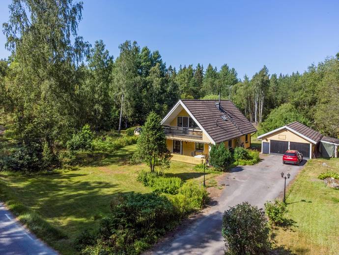 6 rok · 156 m² · Skricksta Kattkärr