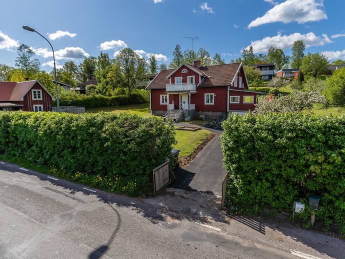 6 rok · 143 m² · Kristdalavägen 18